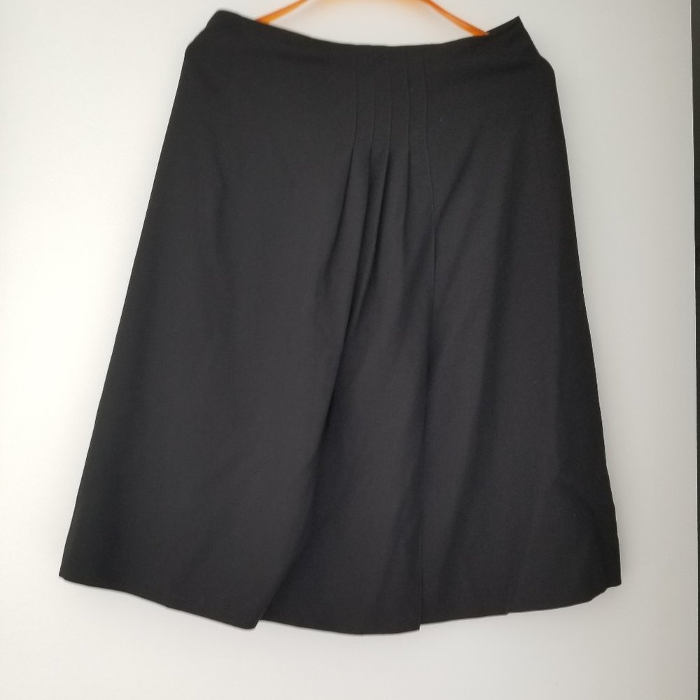 Authentic Aquascutum classic skirt
